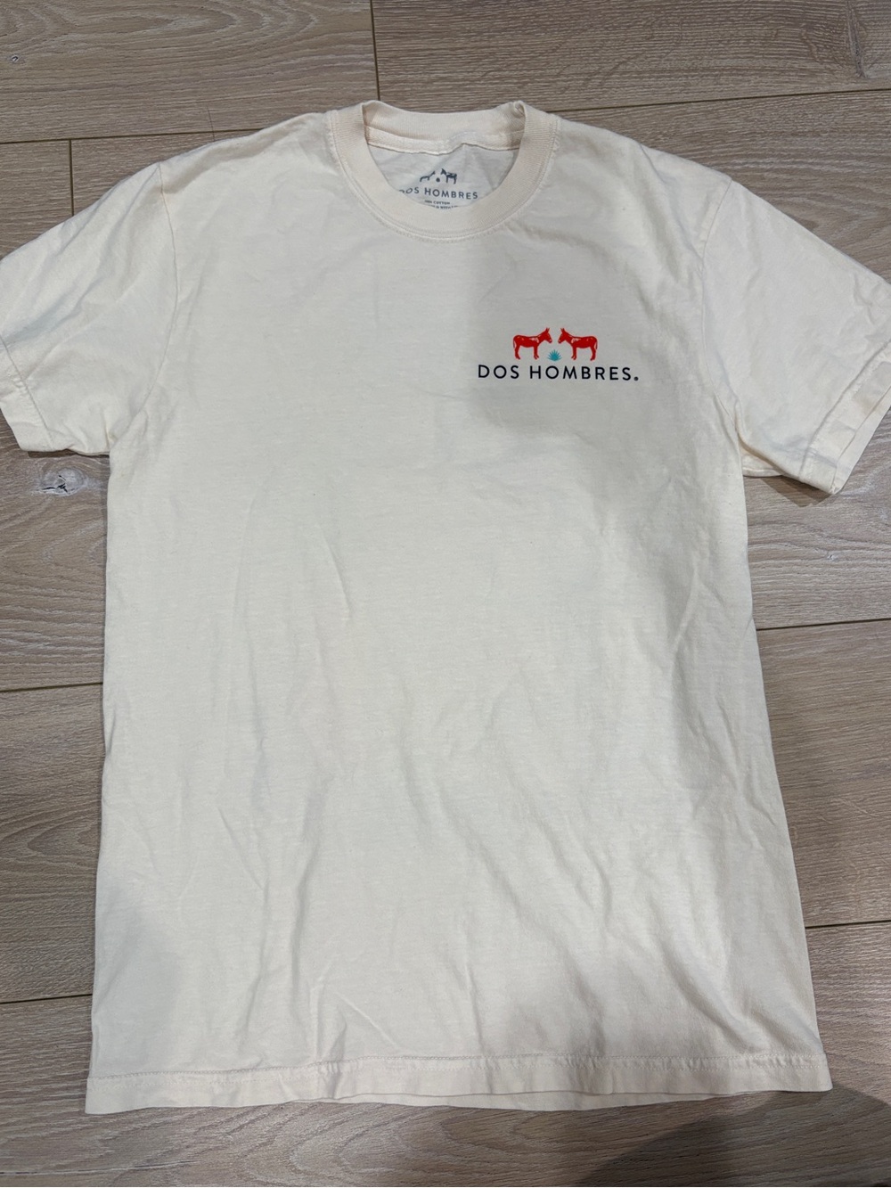 Dos Hombres Cream Short-Sleeve Graphic Logo T Shirt Size S
